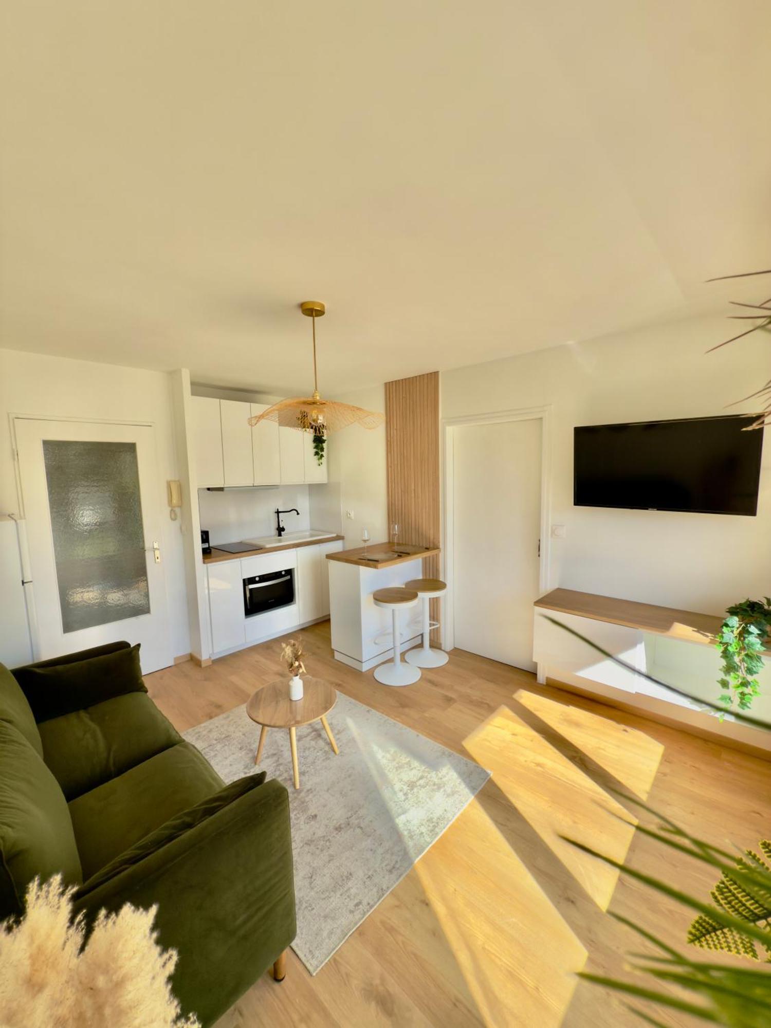 Appartement Cosy 1 Chambre Pour 2 Pers - Renove - Terrasse - Parking 迪纳尔 外观 照片